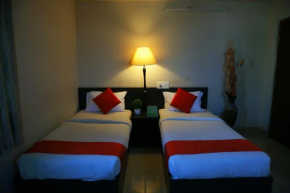 Orange Corner Hotel, Airport pickup & drop Available 24X7